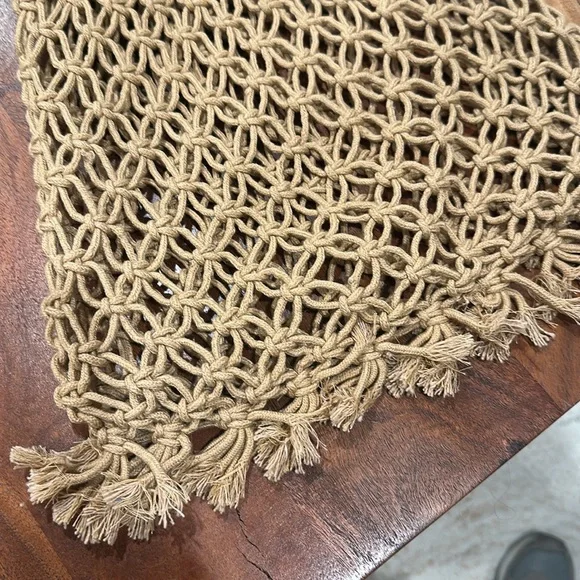 Handcrafted Tan Macrame Tote Bag - Picture 2 of 5